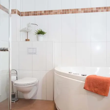 Apartment Hafennest Fuer Bis Zu 4 Personen - Direkt Am Hafen - Haustiere Herzlich Willkommen *